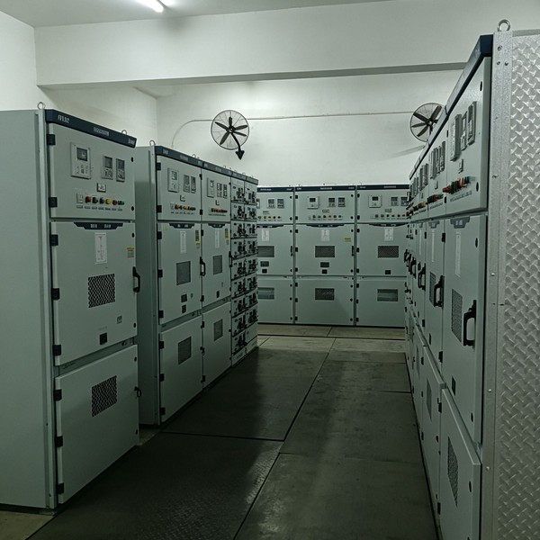 AKJ1计量配电柜——精准计量，助力节能降耗